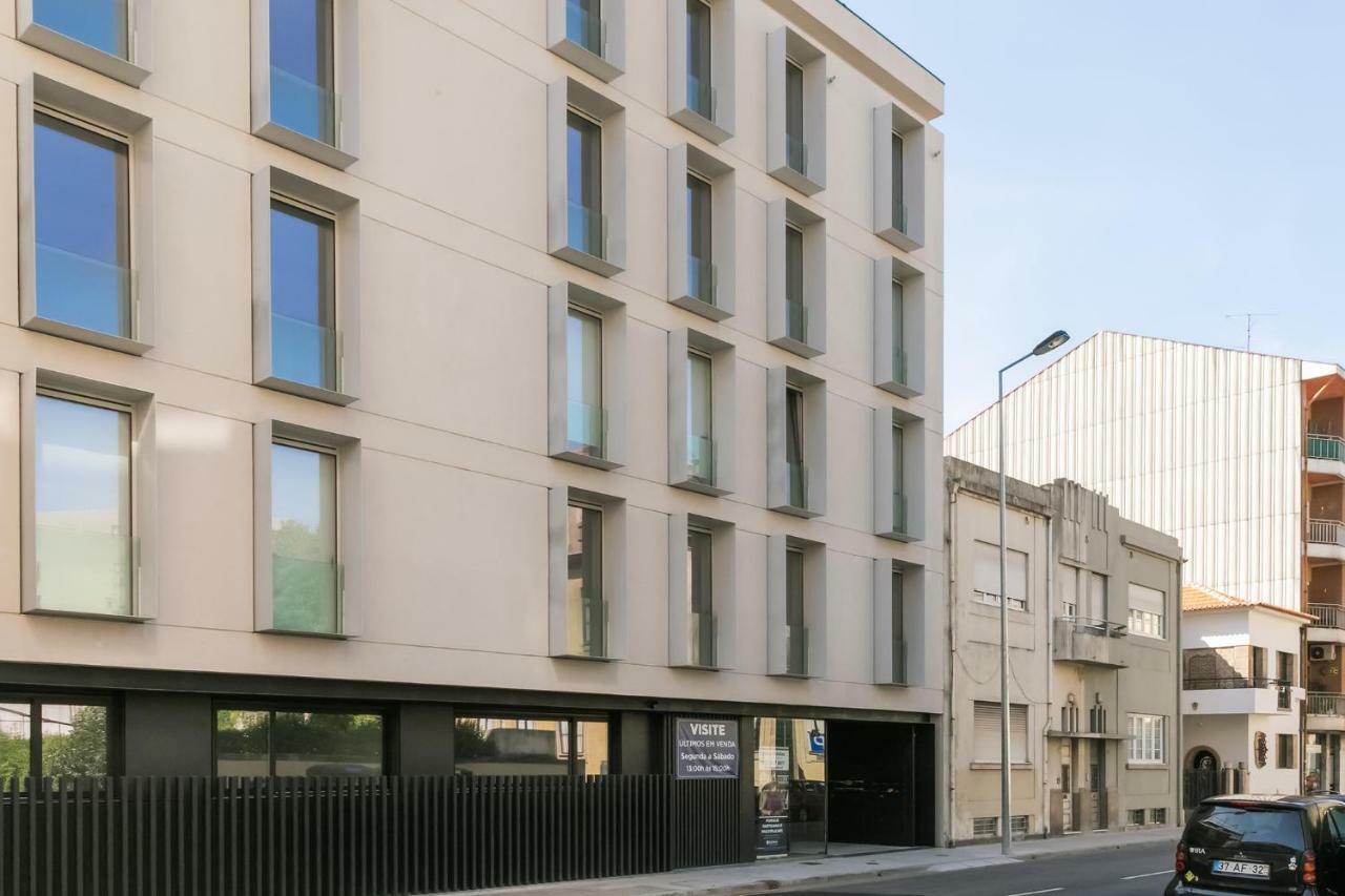 Porto Insight Apartment Cedofeita- Balcony & Parking Exterior photo